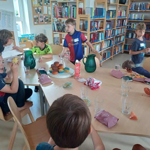 Nach der anstrengenden Arbeit gabs natürlich eine kleine Stärkung! 